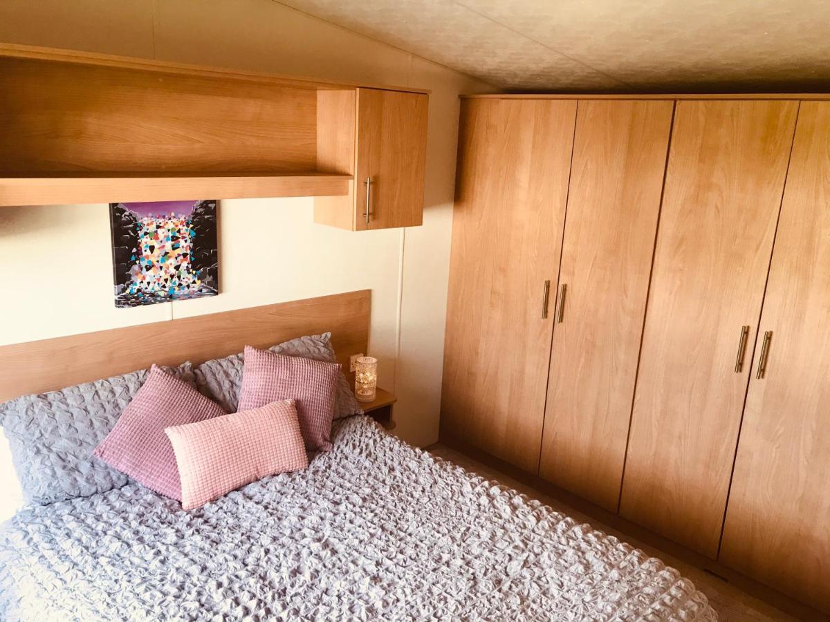 Turnberry Caravan Quiet Peaceful Location Near Golf Spas And Beaches Girvan Eksteriør bilde