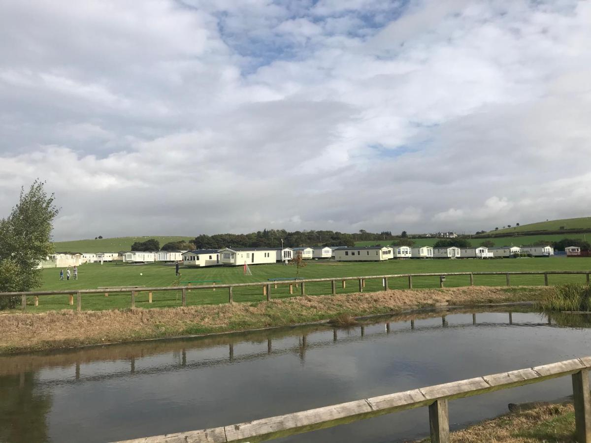 Turnberry Caravan Quiet Peaceful Location Near Golf Spas And Beaches Girvan Eksteriør bilde