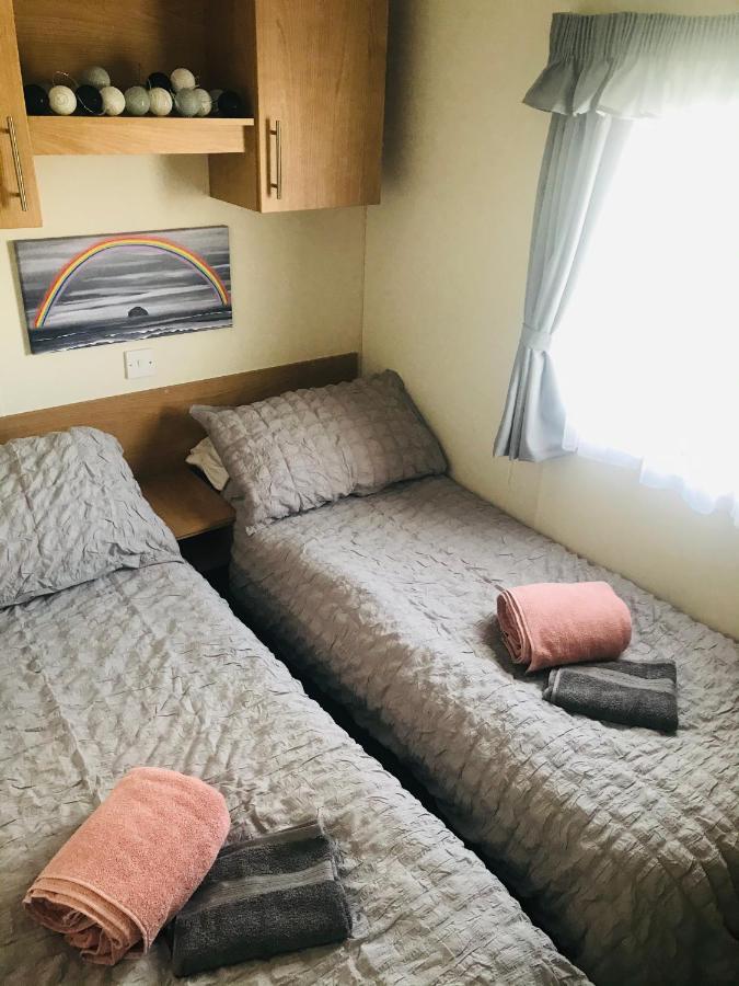 Turnberry Caravan Quiet Peaceful Location Near Golf Spas And Beaches Girvan Eksteriør bilde